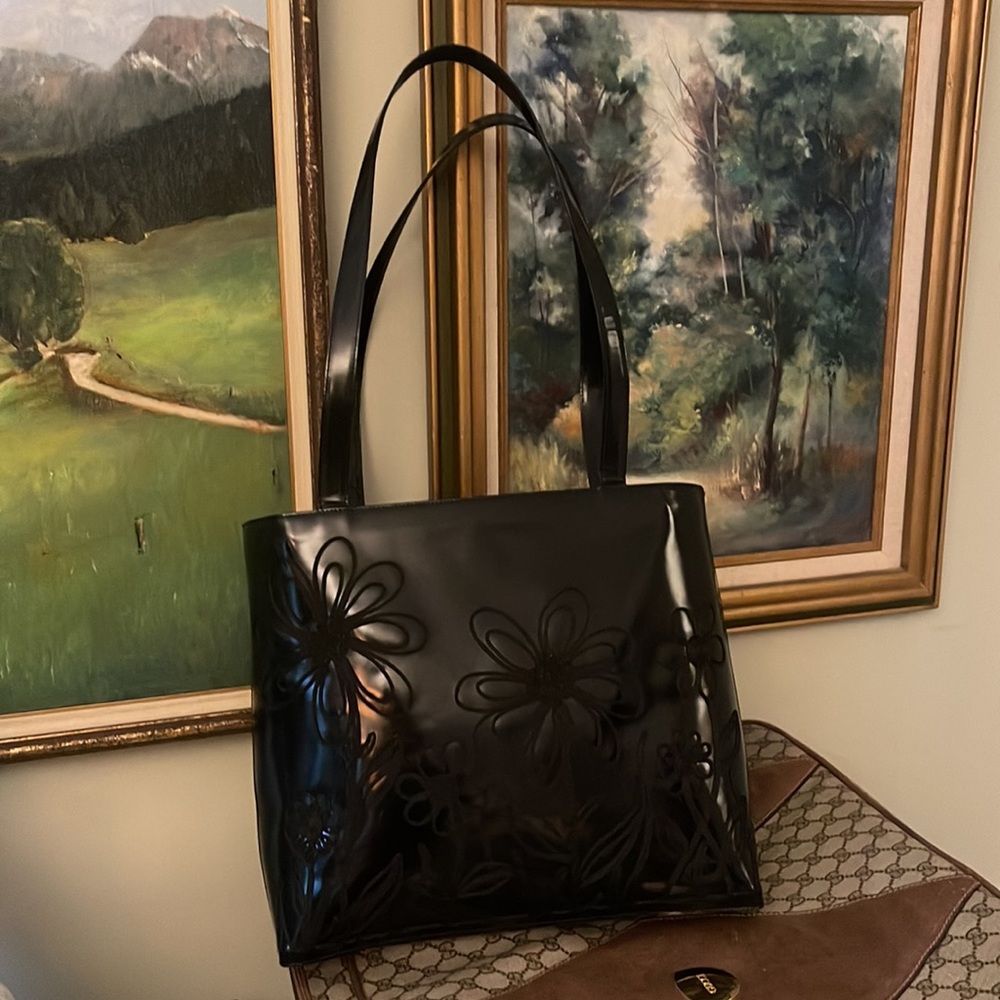 Moschino vintage patent leather large tote shoulder bag black flower